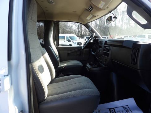 Used 2024 Chevrolet Express 3500 LS image 43