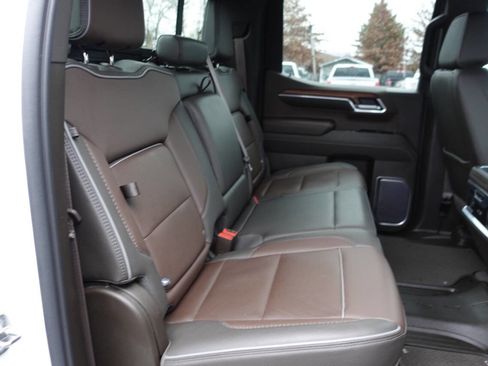 Used 2022 GMC Sierra 1500 Denali AWD/4WD image 35