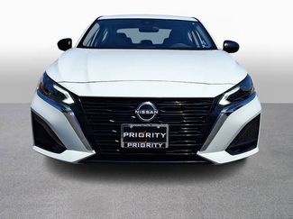Used 2025 Nissan Altima 2.5 SV FWD video 2
