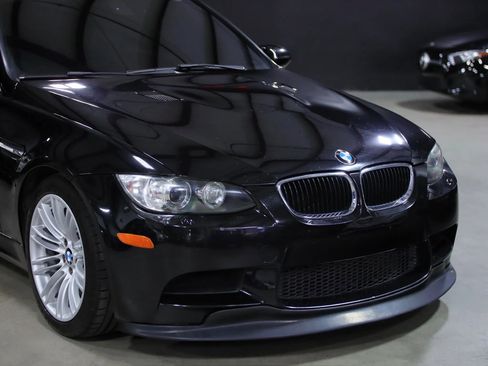 Used 2011 BMW M3 Sedan image 2