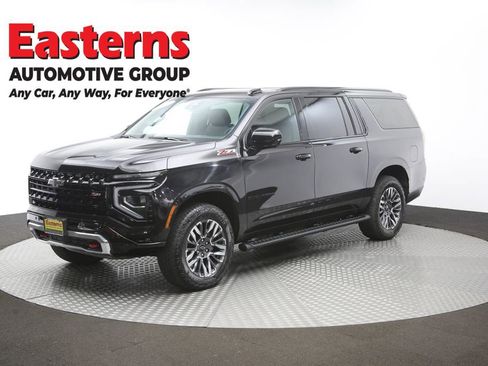 Used 2025 Chevrolet Suburban Z71 AWD/4WD image 59