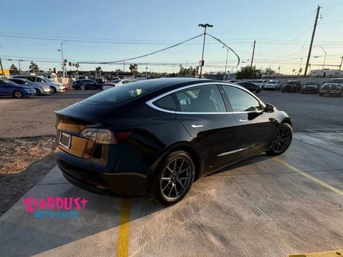 Used 2018 Tesla Model 3 Mid Range RWD image 6