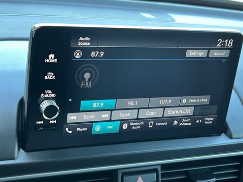Used 2024 Honda Pilot EX-L image 23