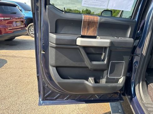 Used 2019 Ford F150 Lariat w/ Equipment Group 502A Luxury AWD/4WD image 21