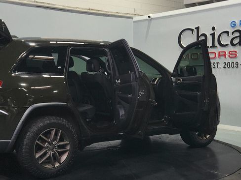 Used 2017 Jeep Grand Cherokee Laredo AWD/4WD image 21