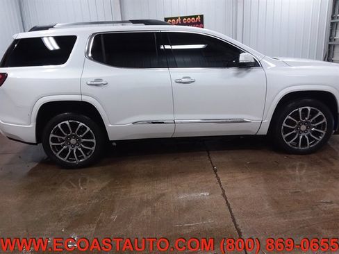Used 2020 GMC Acadia Denali w/ Trailering Package image 2