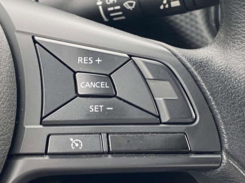 Used 2024 Nissan Kicks S image 24