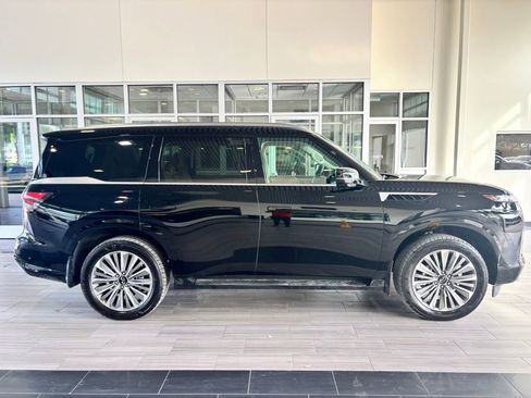 Certified 2026 INFINITI QX80 Luxe w/ Cargo Package AWD/4WD image 5