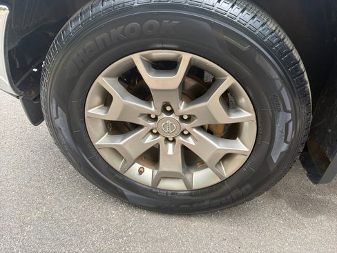 Used 2016 Nissan Frontier SL AWD/4WD image 31