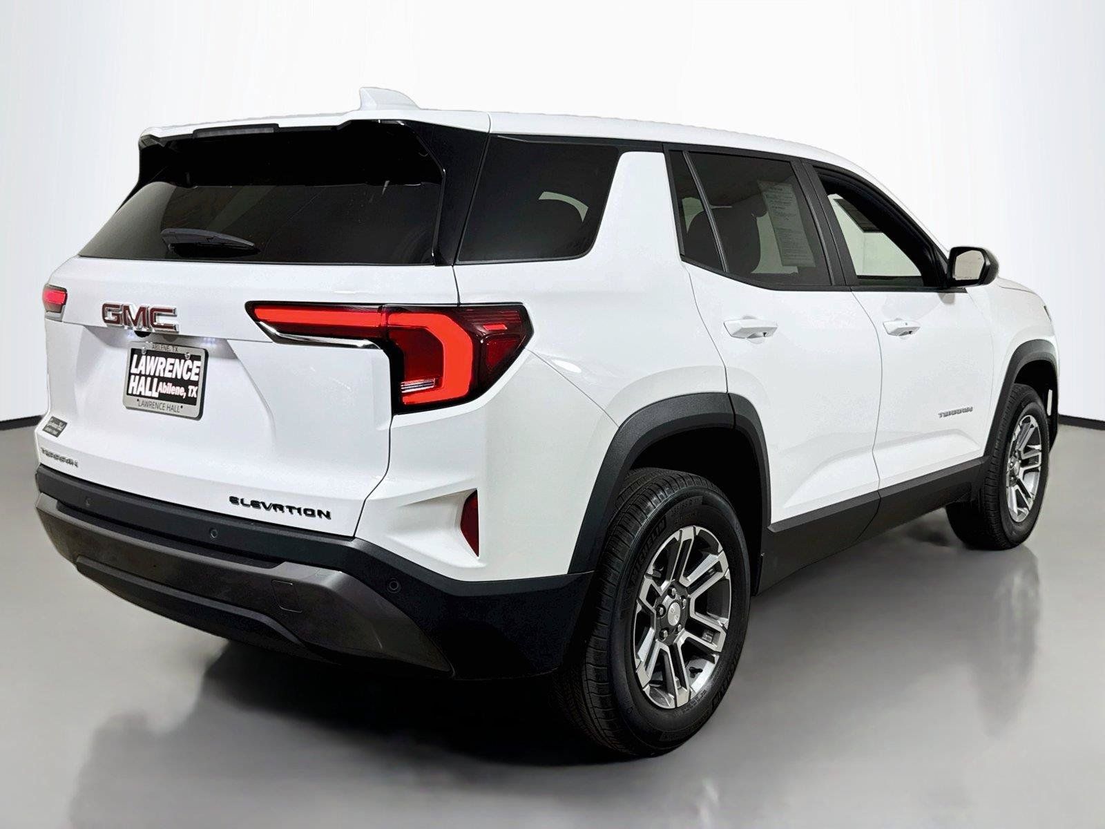Used 2026 GMC Terrain Elevation FWD image 4