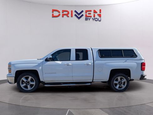Used 2015 Chevrolet Silverado 1500 LT w/ LT Convenience Package image 2
