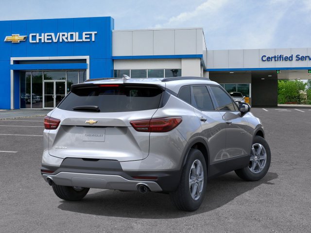 New 2026 Chevrolet Blazer LT w/ Convenience Package FWD image 4