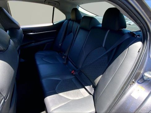 Used 2018 Toyota Camry XSE w/ Driver Assist Package FWD image 16
