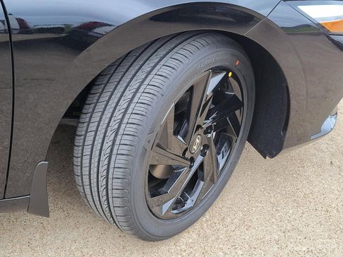 New 2026 Hyundai Elantra Sport image 5