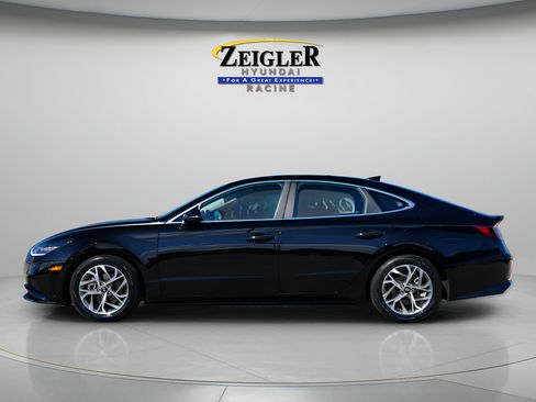 Certified 2023 Hyundai Sonata SEL w/ Convenience Package FWD image 4