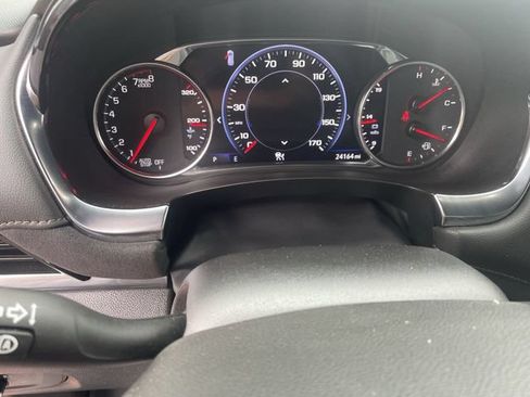 Used 2023 Chevrolet Traverse High Country FWD image 12