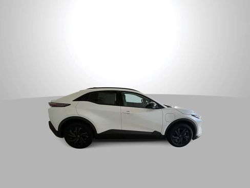 New 2026 Toyota C-HR AWD/4WD image 9