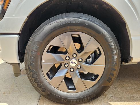 Certified 2025 Ford F150 STX w/ Equipment Group 200A RWD image 7