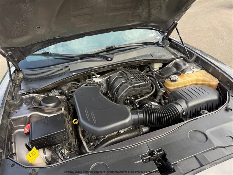 Used 2013 Dodge Charger SXT RWD image 21