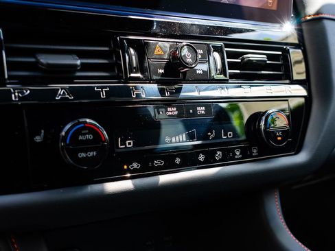 New 2026 Nissan Pathfinder Rock Creek AWD/4WD image 18