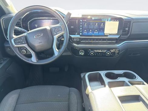 Used 2023 Chevrolet Silverado 1500 LT Trail Boss w/ Protection Package image 17