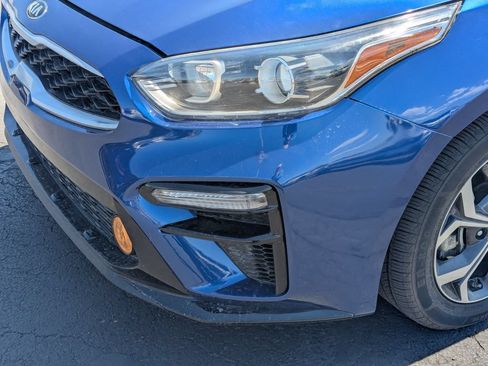 Used 2020 Kia Forte LXS FWD image 12