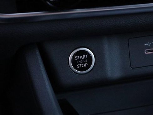 Certified 2023 Nissan Rogue S image 14