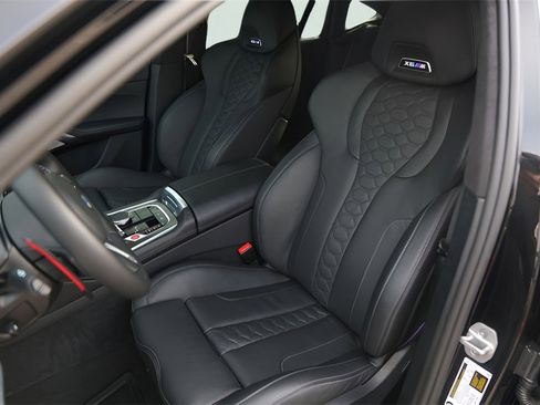 Used 2026 BMW X6 M Competition w/ Executive Package image 10