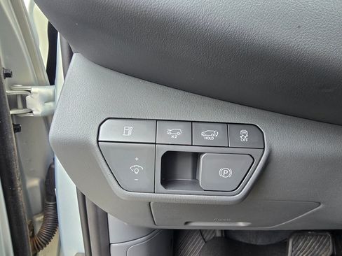 Used 2024 Kia EV9 Land AWD/4WD image 17