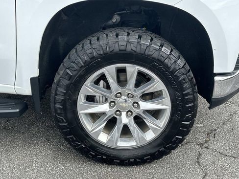 Used 2019 Chevrolet Silverado 1500 LTZ image 12