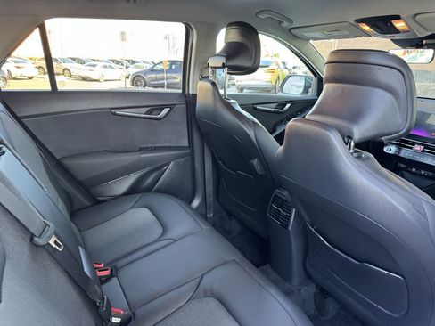 Used 2024 Kia Niro EX image 37
