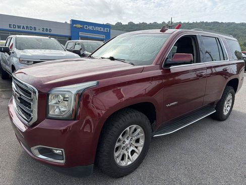 Used 2019 GMC Yukon SLT RWD image 1