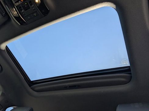 Used 2024 Toyota Land Cruiser image 17