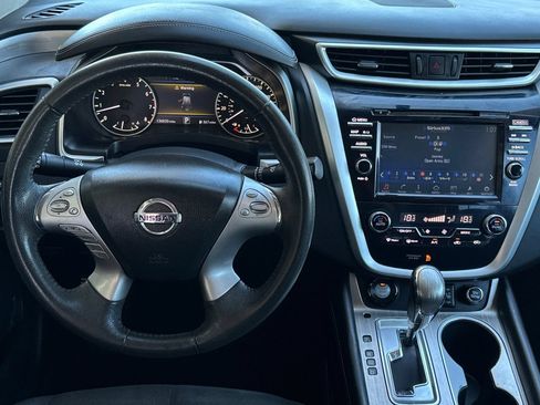 Used 2017 Nissan Murano SV AWD/4WD image 14