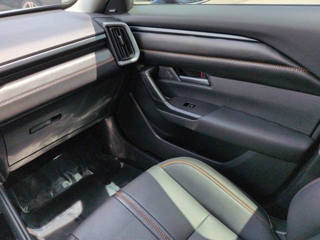 Used 2024 MAZDA CX-50 AWD 2.5 Turbo w/ Premium Pkg image 17