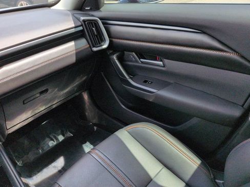 Used 2024 MAZDA CX-50 AWD 2.5 Turbo w/ Premium Pkg image 17