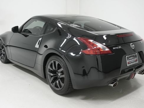 Used 2017 Nissan 370Z Coupe image 6