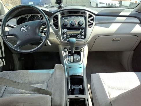 Used 2002 Toyota Highlander 4WD V6 image 9