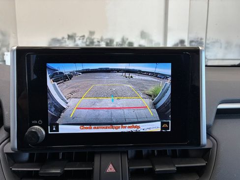 Used 2025 Toyota RAV4 LE image 23