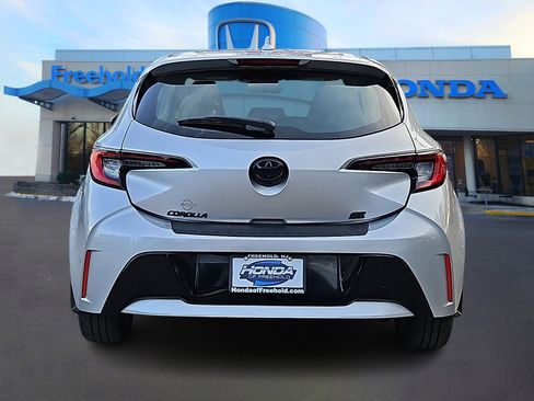 Used 2023 Toyota Corolla SE image 6