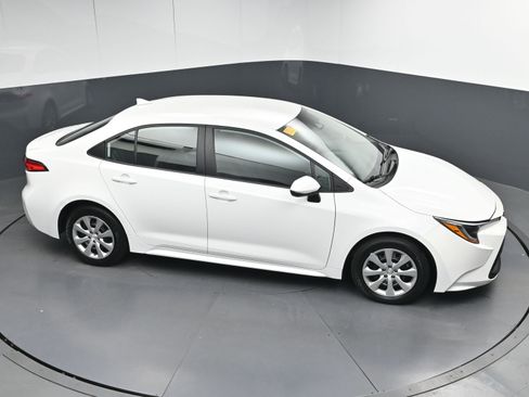 Certified 2024 Toyota Corolla LE image 34