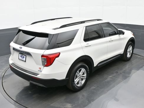 Used 2020 Ford Explorer XLT w/ Equipment Group 202A image 37