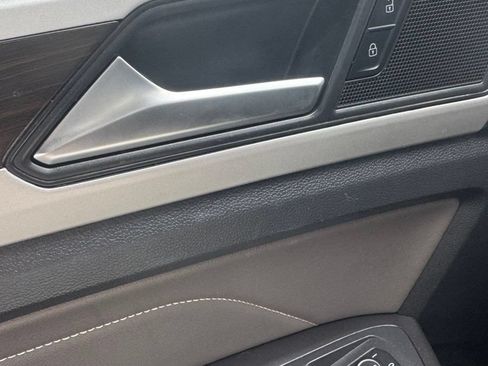 Used 2022 Volkswagen Atlas SE AWD/4WD image 14