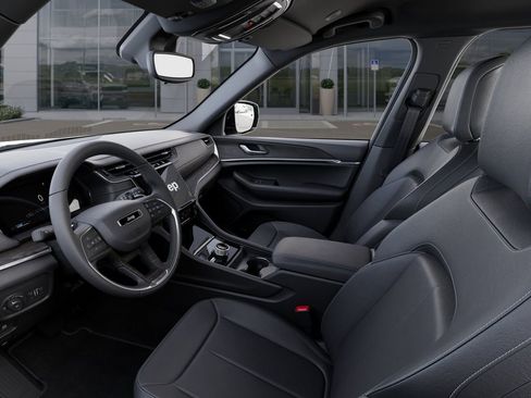New 2025 Jeep Grand Cherokee L Limited w/ Black Appearance Package AWD/4WD image 22