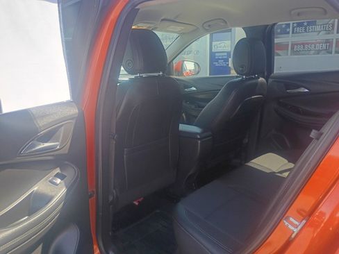 Used 2022 Buick Encore GX Select AWD/4WD image 8