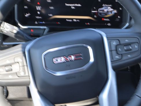 New 2026 GMC Sierra 2500 SLT w/ SLT Premium Package AWD/4WD image 12