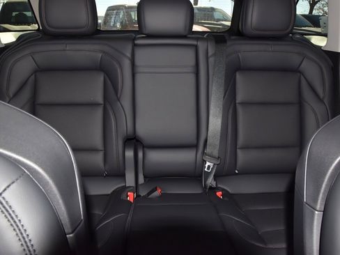 New 2026 Lincoln Nautilus Premier w/ Equipment Group 102A image 20