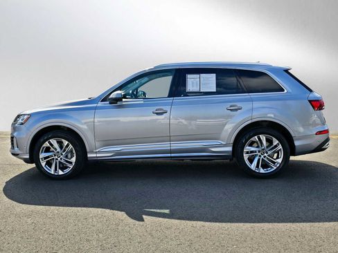 Used 2021 Audi Q7 3.0T Premium Plus w/ Premium Plus Package AWD/4WD image 6