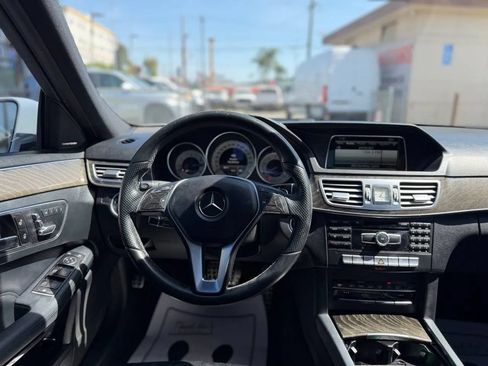Used 2014 Mercedes-Benz E 350 Sedan image 34