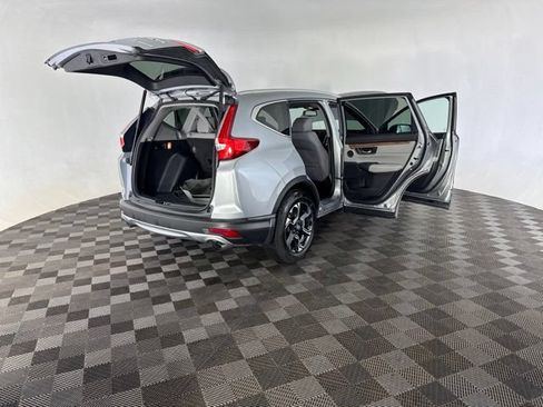 Used 2018 Honda CR-V Touring image 18